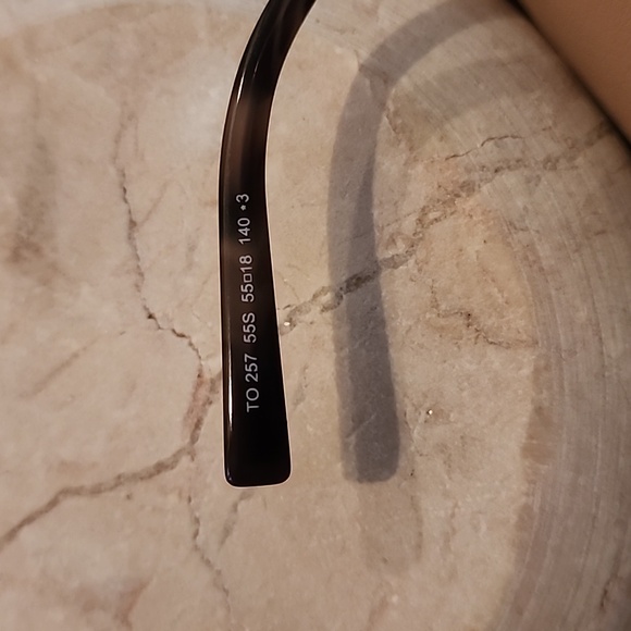 TODS Sunglasses - Picture 12 of 12